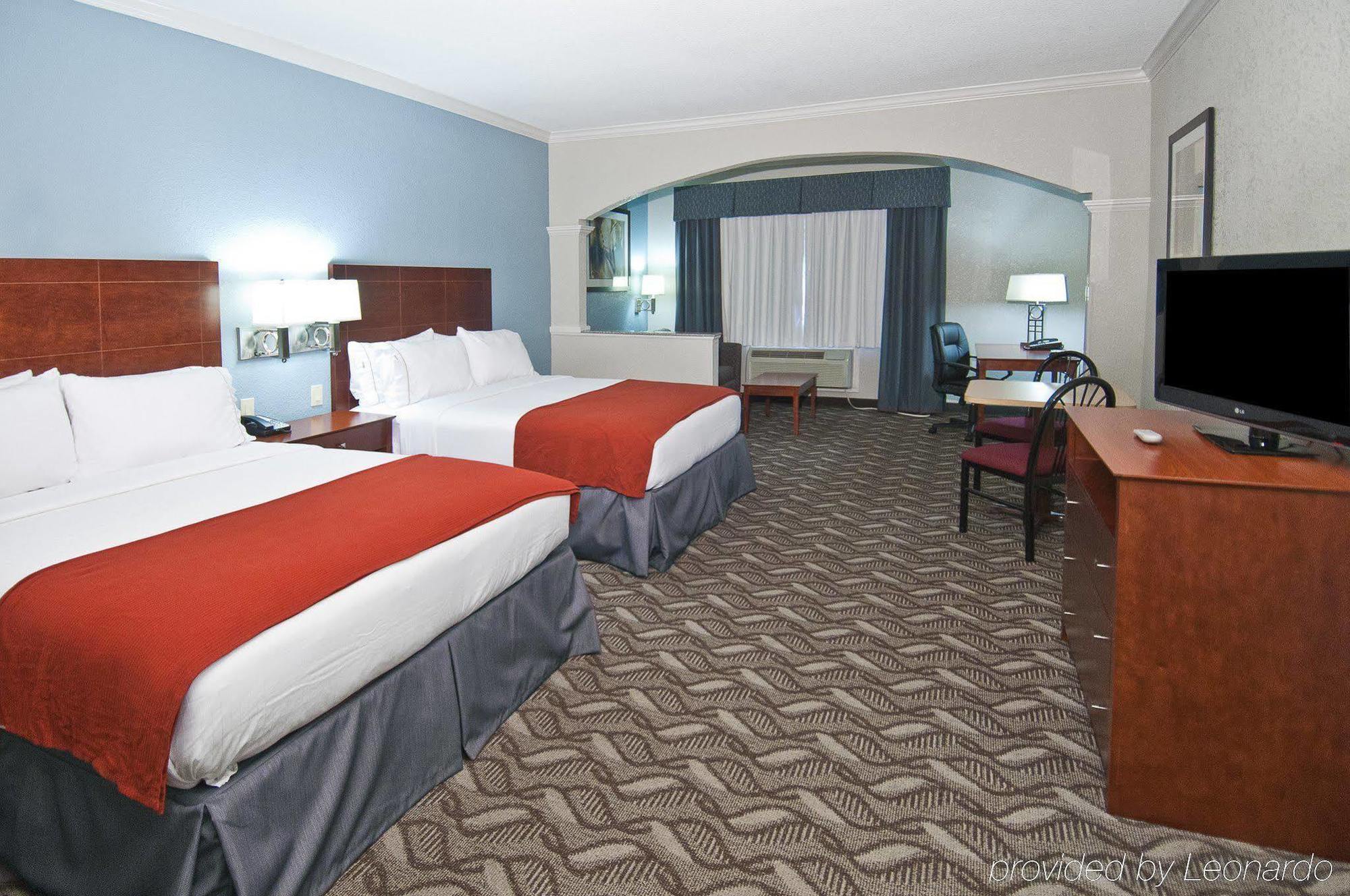 Holiday Inn Express Hotel And Suites Lake Charles By Ihg Eksteriør billede