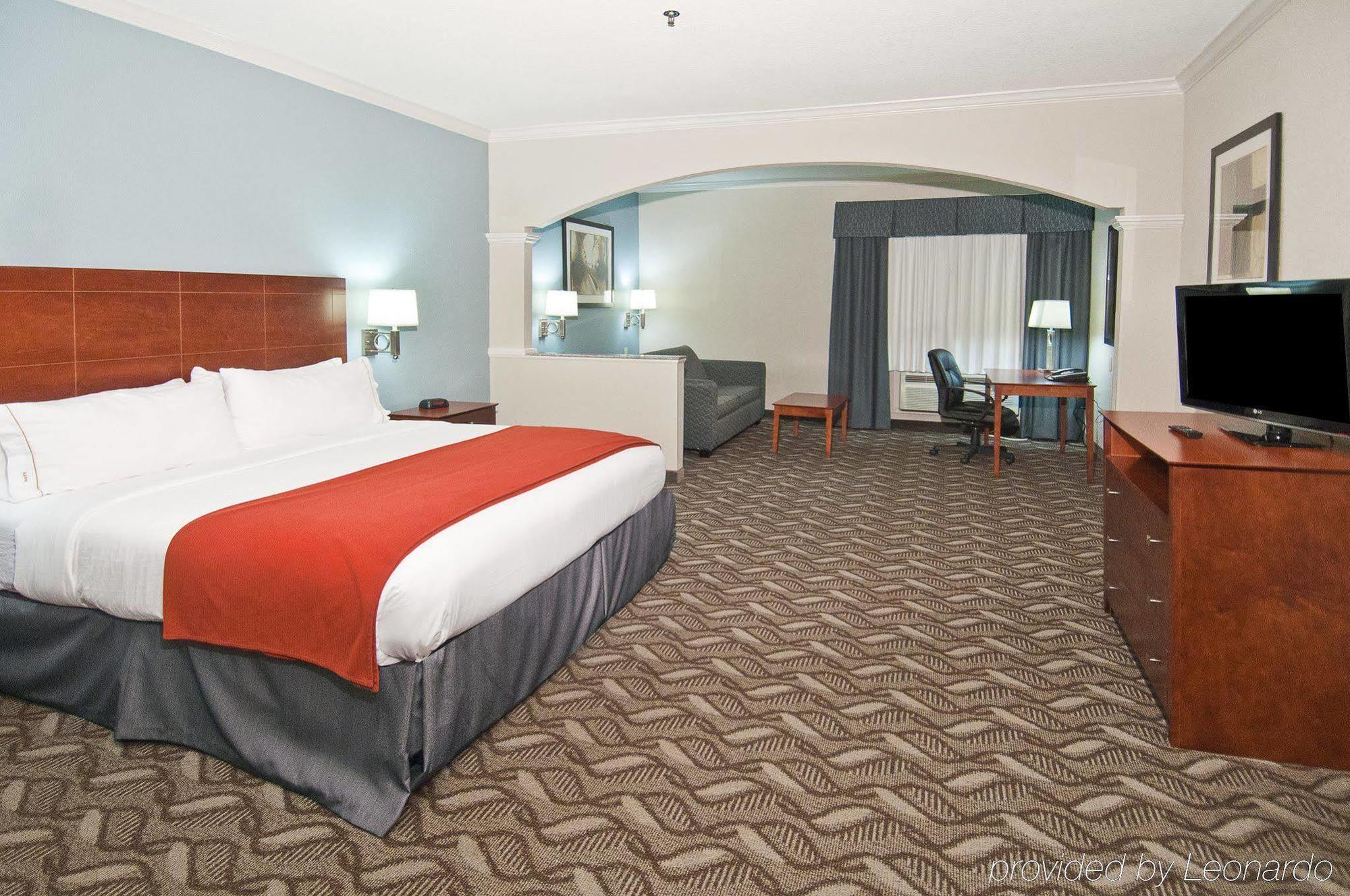 Holiday Inn Express Hotel And Suites Lake Charles By Ihg Eksteriør billede