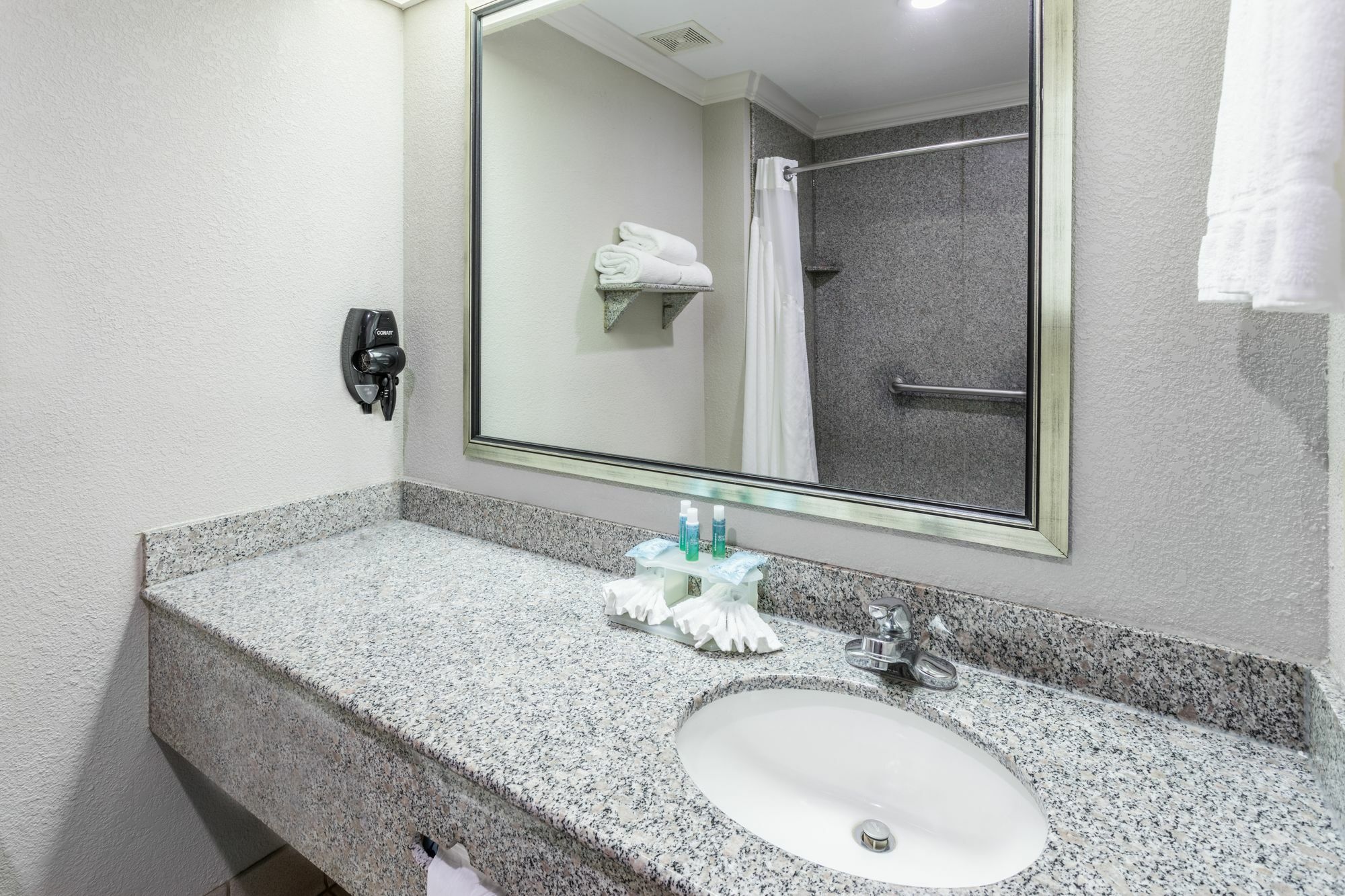 Holiday Inn Express Hotel And Suites Lake Charles By Ihg Eksteriør billede